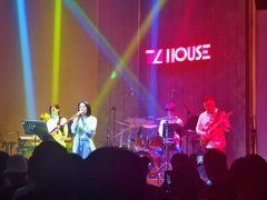 -TZ House音乐现场(来福士中心店)