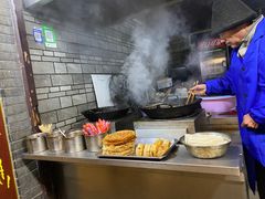 -仓桥直街臭豆腐