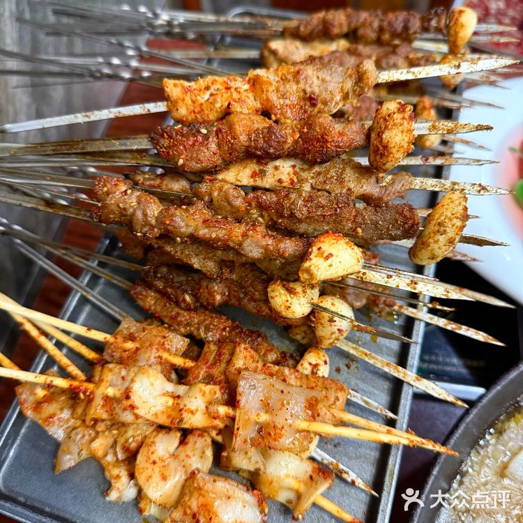 威海本地人才知道的店！！！ju香东北菜。。。 