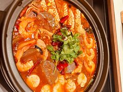 海鲜毛血旺-品海楼·大连海胆锅贴馆(东港店)
