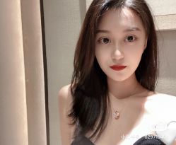 -时尚殿堂明星门店