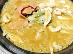 -极有家小鱼小鸡石锅煲(佳兆业店)