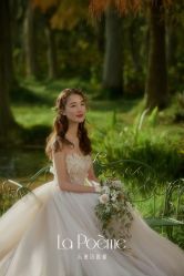 -乐派诗婚纱摄影