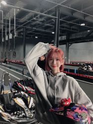 -BULB STUDIO 巴柏明星发型工作室