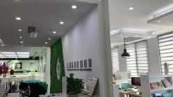 点击看大图 -大树儿童摄影