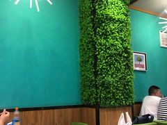 大堂-合合春饼·酱骨·东北菜(潘家园店)