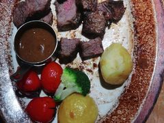 -绿茵小镇中西餐厅(五岭店)