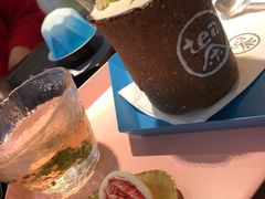 -茶是一枝花泡茶店