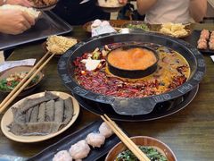 -黄潇洒老火锅(九眼桥宏济巷店)
