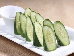 面酱黄瓜-菲乐餐厅(三十年经营·湖滨路店)