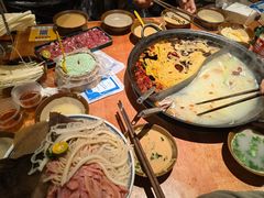 -周小明火锅(黑金冠社区店)