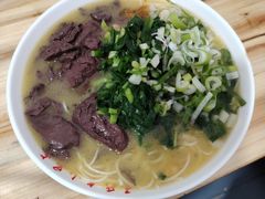 -文山荷鲜居(翠湖店)