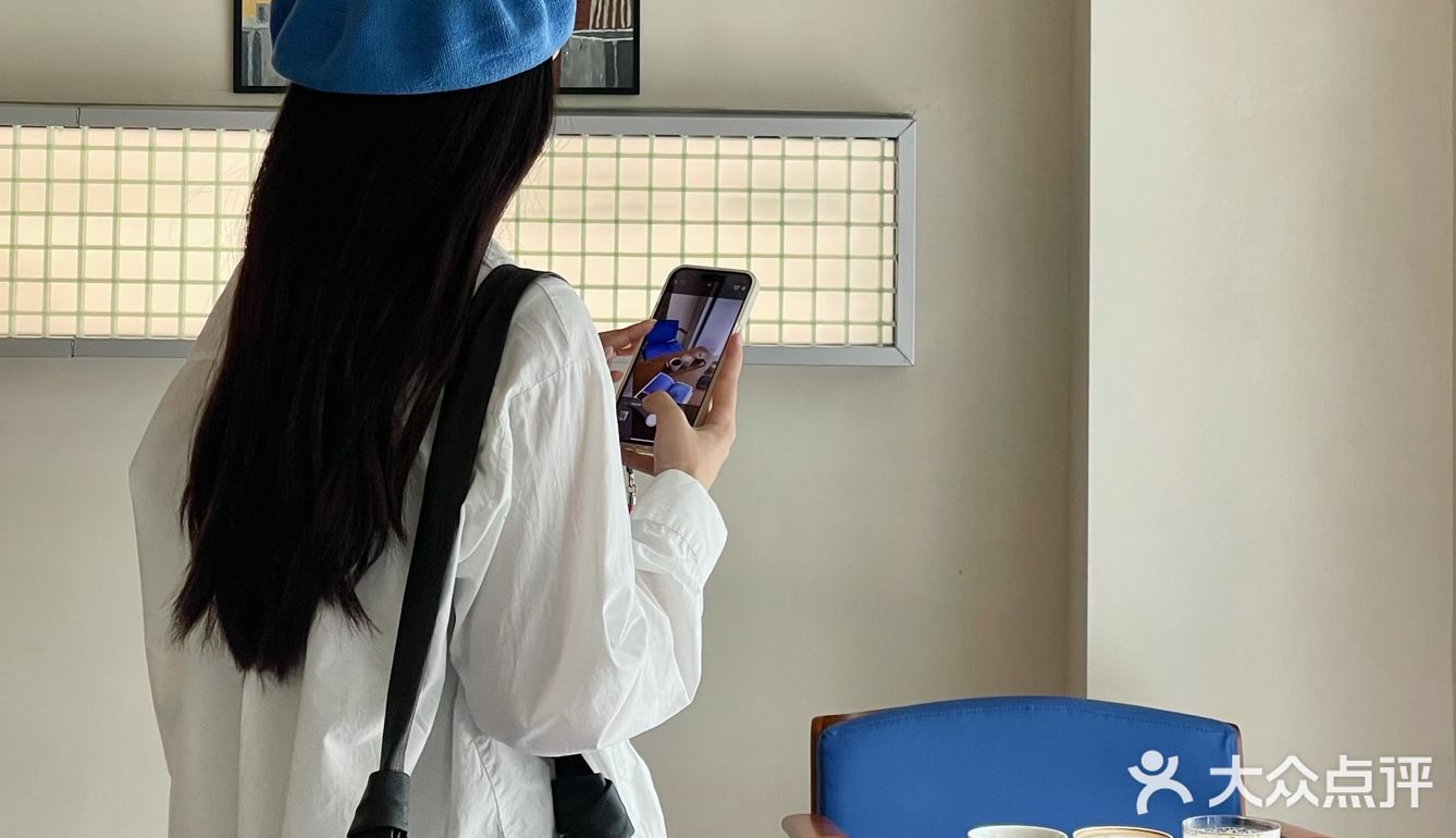 杭州！中古风咖啡店...🪑🔵蓝色真的好！！