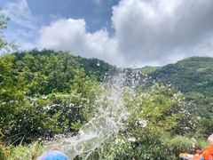 -雅鲁激流探险漂流