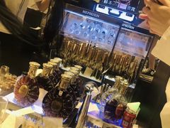 -简奥斯汀·赫本酒吧