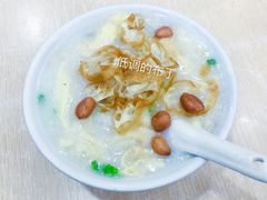 艇仔粥-银记肠粉店(市二宫店)