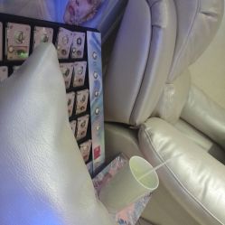 -孔雀手美甲美睫护理