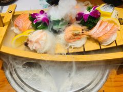 -青瓦餐厅·生鱼片·韩园烤肉(西塔店)