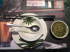 餐具摆设-集渔·泰式海鲜和牛自助(太古里晶融汇店)