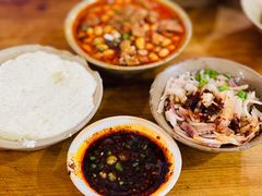 -九九豆花馆(解放碑步行街店)