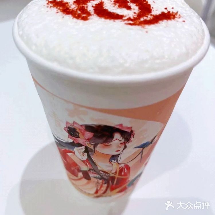 茶饮届与汉服届的首次跨界联名体验店