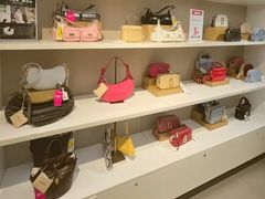-唯品会(北京国瑞城店)