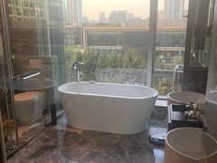 -榛悦隆堡成都酒店(春熙路太古里店)