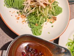 特色鸡丝凉面-玉玲珑(陆家嘴店)