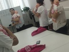 -爱月宝月嫂·育儿嫂