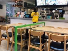 大堂-老乡鸡(武汉烽胜路店)