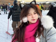 -采薇庄园四季滑雪场