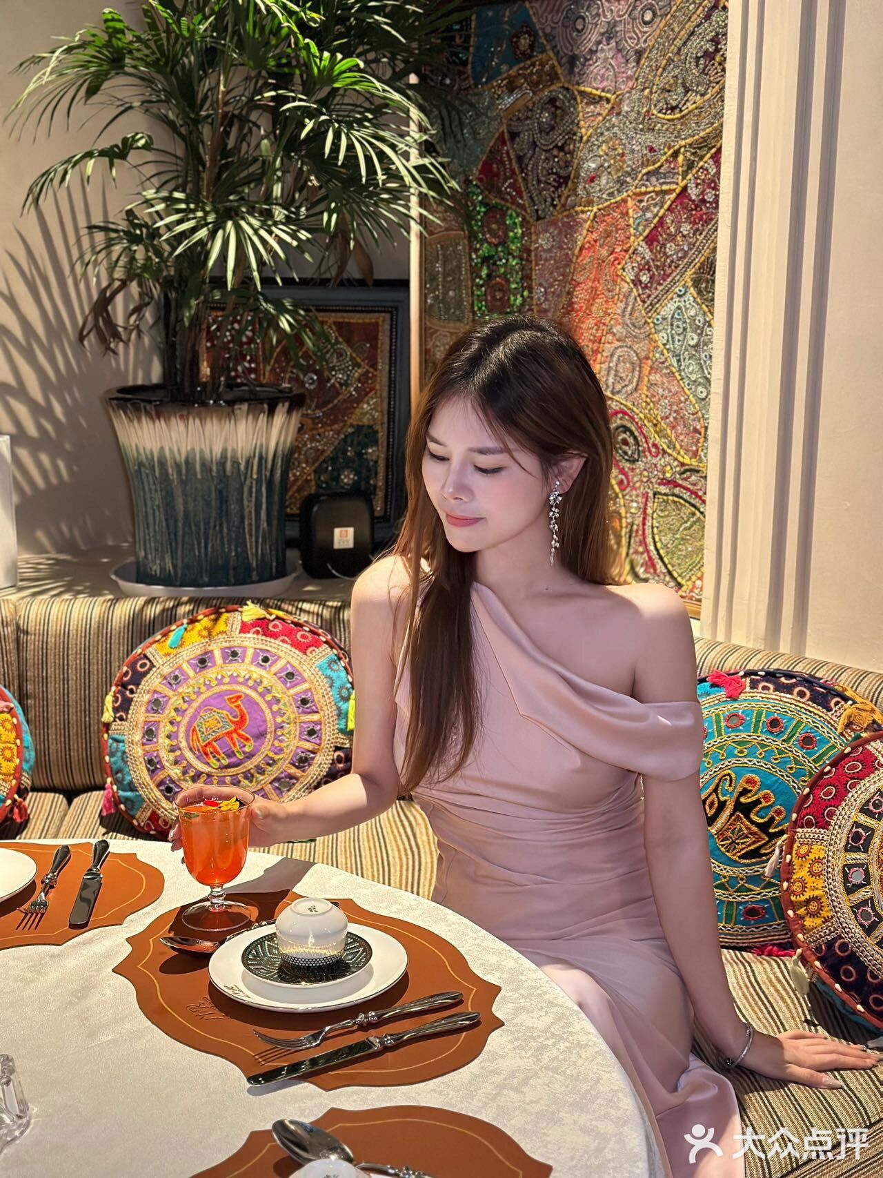 这家中东餐厅太绝了吧！！！氛围超好！！