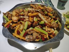 干锅牛蛙-馋嘴蛙火锅
