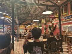 -大食代美食广场(上海中心店)