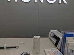 -荣耀授权体验店(双井富力店)