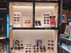 -博士眼镜(青岛城阳万象汇店)
