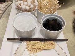 -沪华海鲜大酒楼(南汇店)