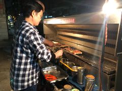 -雷老虎烧烤(西街店)