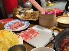 -萍姐火锅·公路夜市(武汉首店)