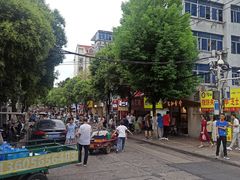-官亭路小吃一条巷
