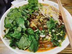 -啊墨江牛烂烀米线
