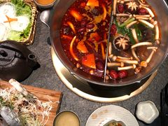 -湊湊火锅·茶憩(新中关购物中心店)