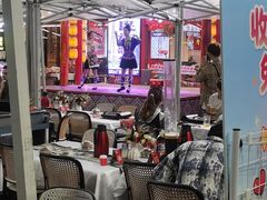 -刘姐啤酒鱼民族演艺餐厅(西街总店)