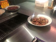 -马路牙子地桌烤肉(工体店)