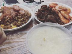 -蓝精灵饺子店