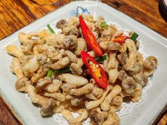 椒盐山泉菇-百花人家(门城水岸店)
