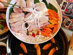 -烹然四季椰子鸡火锅(团结湖总店)