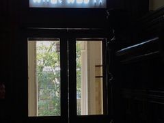 -Nathalie Djurberg与Hans Berg“牛皮纸包裹的月亮”-Prada荣宅当季展览