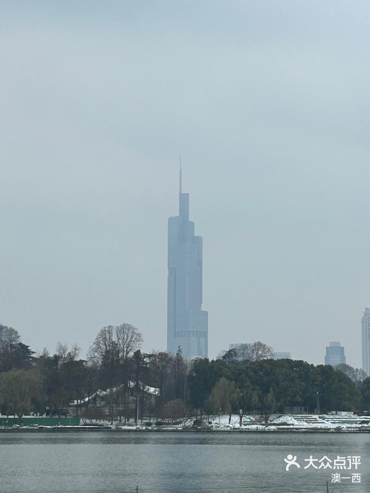 玄武湖标志性的建筑物图片