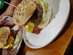 -Thanks美式餐厅(汉堡咖啡店)
